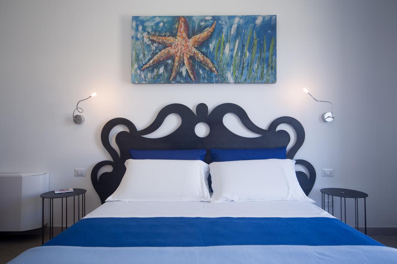 B&B Triangolo Racale Luaran gambar